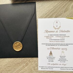 Invitație de nuntă cu sigiliu, plic negru, margini aurii